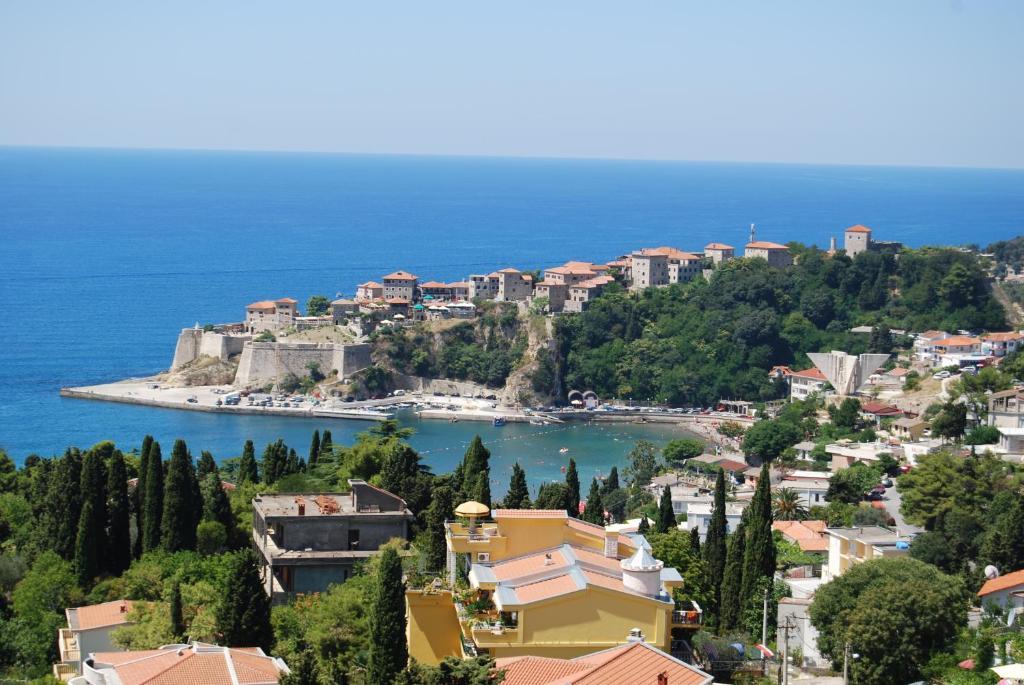 Sun Apartments Ulcinj Extérieur photo