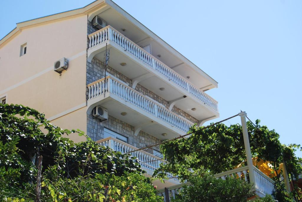 Sun Apartments Ulcinj Extérieur photo